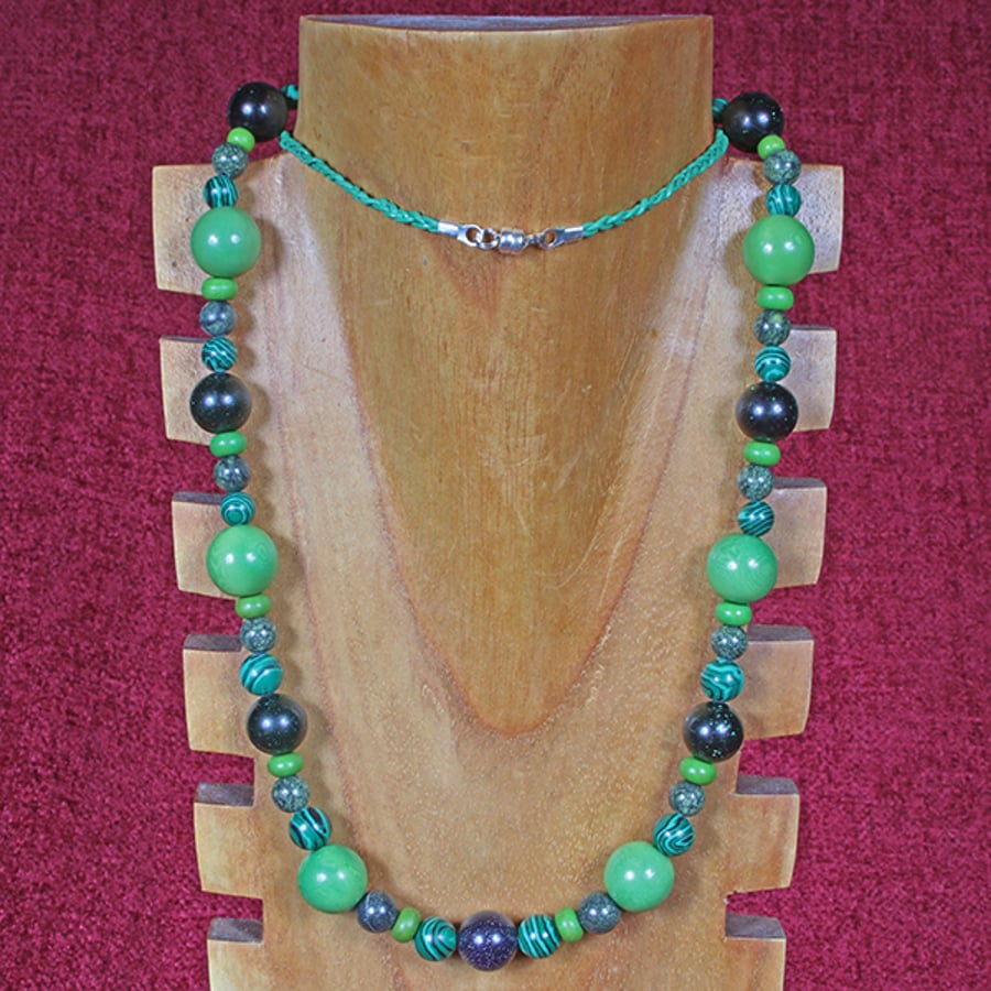 Green Gold Necklace.