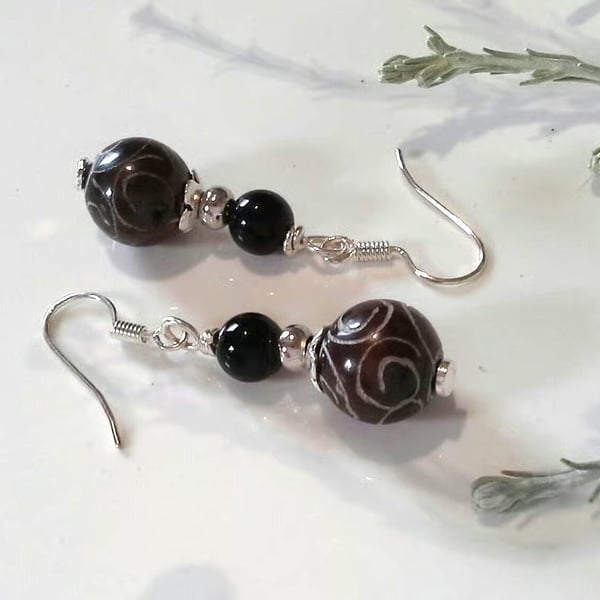 Chestnut Brown Carved Agate Silver Plated Earrings