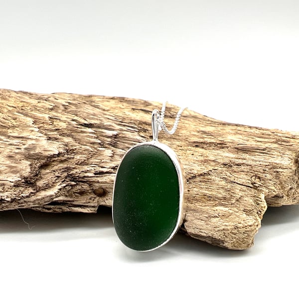 Emerald Green Sea Glass Necklace 