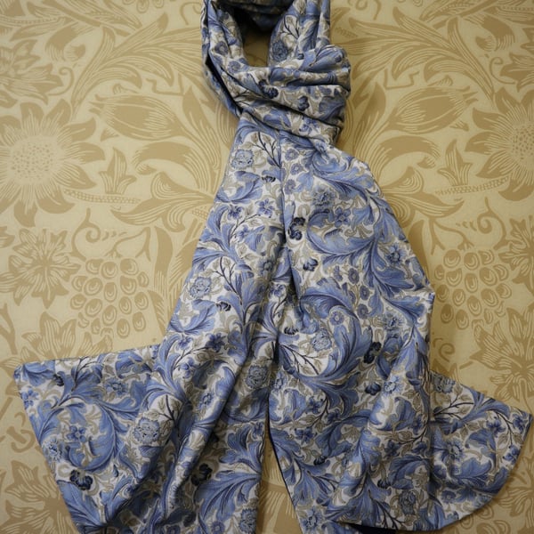 William Morris Scarf Leicester China Blue