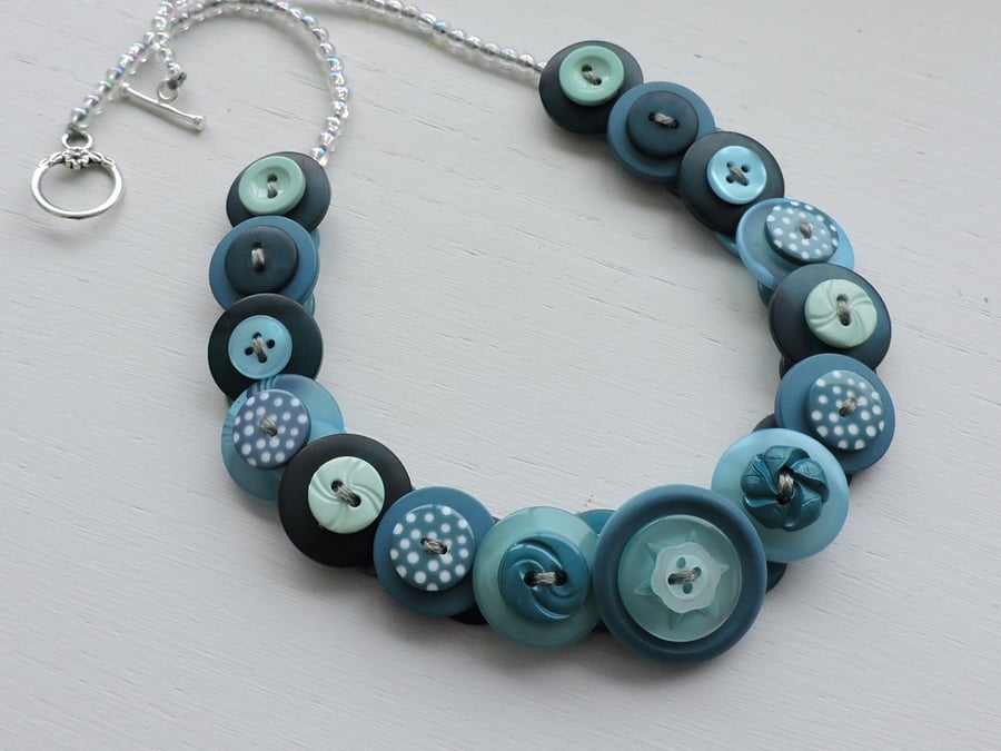 Button Necklace Teal Turquoise and White