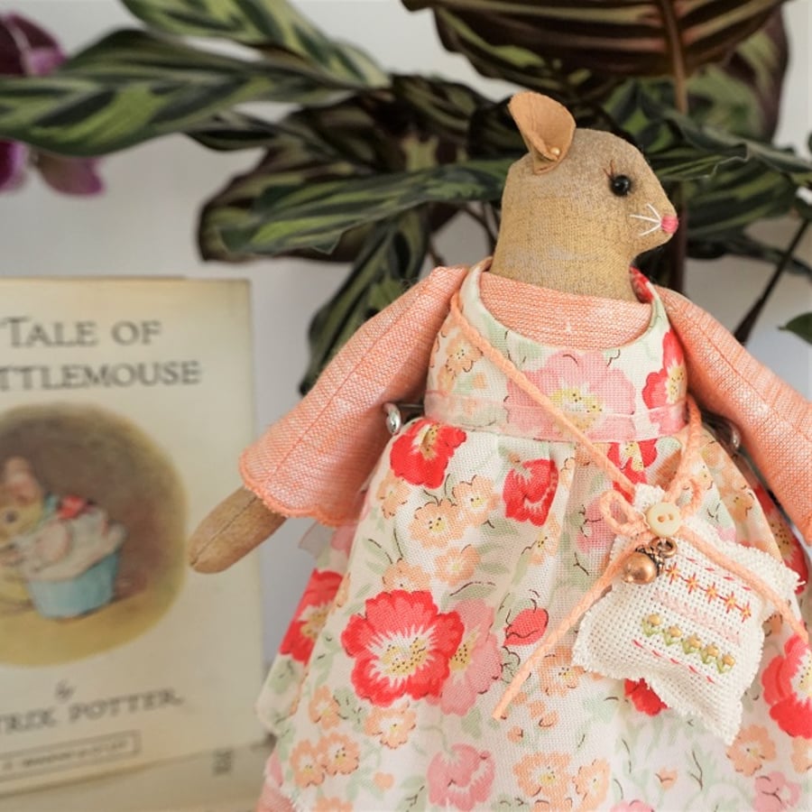 Maedwe, A Late Summer Harvest Mouse