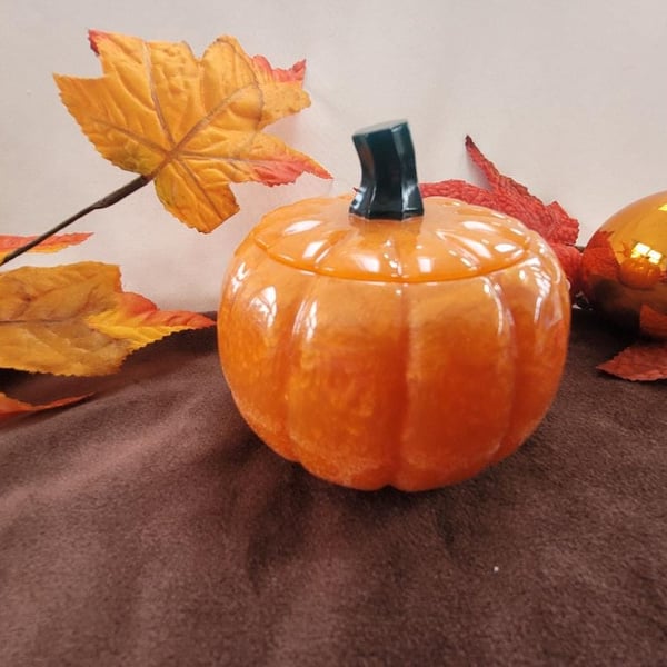 Resin Pumpkin Tealight Holder