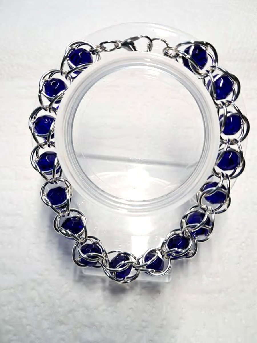 Bracelet with Captured Beads