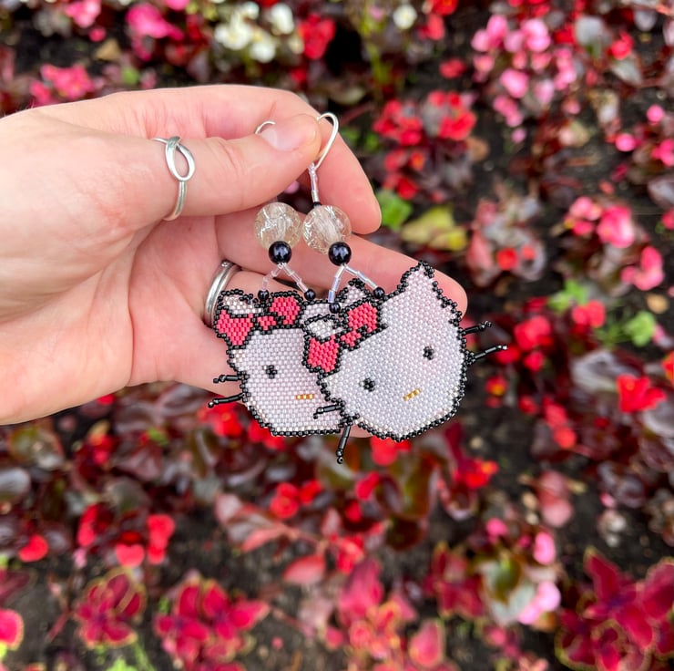 Beaded Hello Kitty Earrings – Victoria Donna