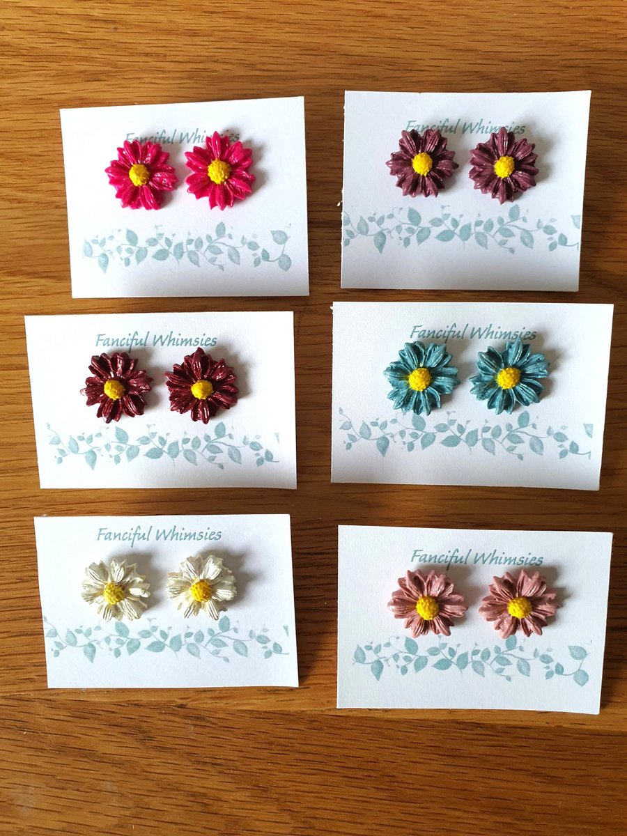 Daisy Flower Stud Earrings