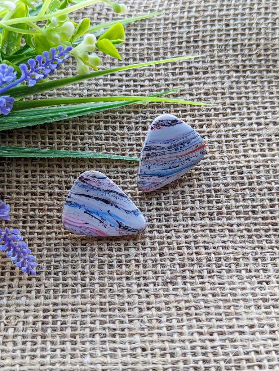 Statement Pluck Stud Earrings 