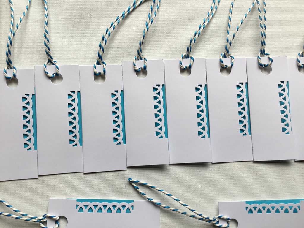 gift tags. A pack of 10  gift tags. Tags for any occasion. Ref 171