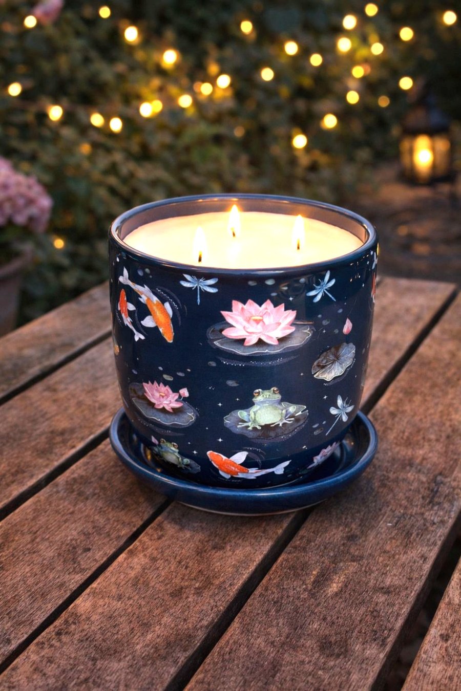 Pond Life ceramic garden candle with Citronella & Lemongrass