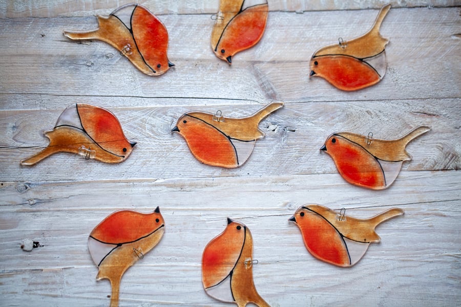 Robin Christmas Tree ornament, winterly sun catcher, fused glass decoration