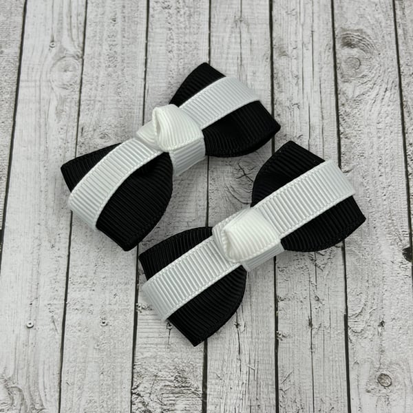Itty Bitty Black and White on Clips (pair)