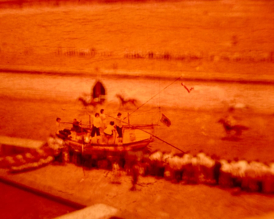 Slide Double SD09: Boatwomen Racetrack