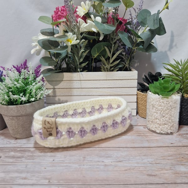 Glasses or trinket basket, hand crocheted 