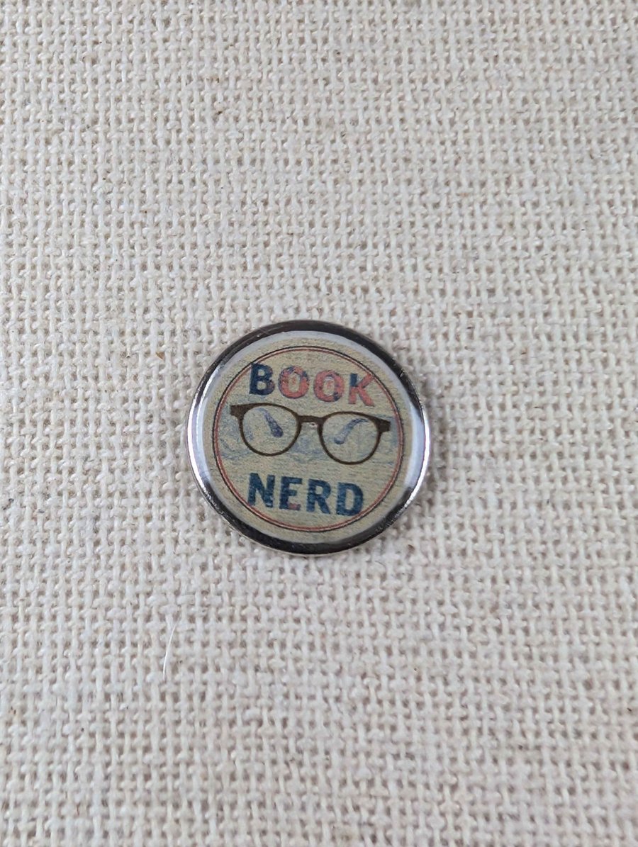 Book Nerd - Book Lover Themed Badge - Large Resin Topped Pin Badge