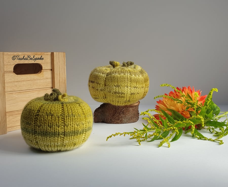 Hand knitted decorative pumpkins, Halloween decor, Autumn decor, Set of two