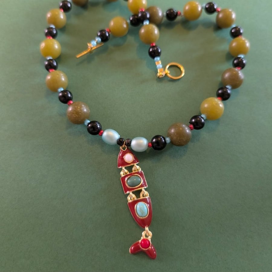 "FisherWoman" Necklace 