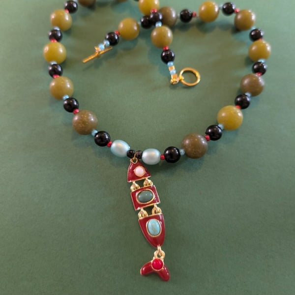 "FisherWoman" Necklace 