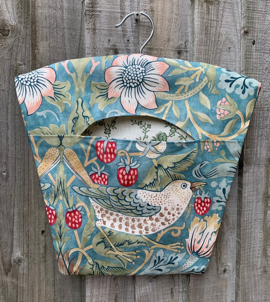 Strawberry Thief peg bag