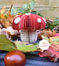 Toadstool decoration made from a book - Image 4
