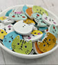 10 Wood Cat Face Shaped Buttons - Image 2