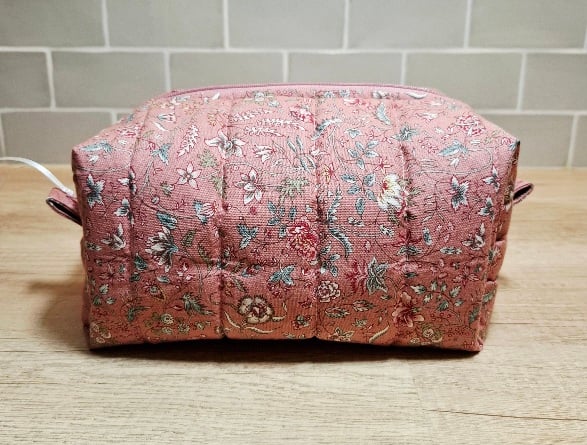 Pink floral boxed pouch 