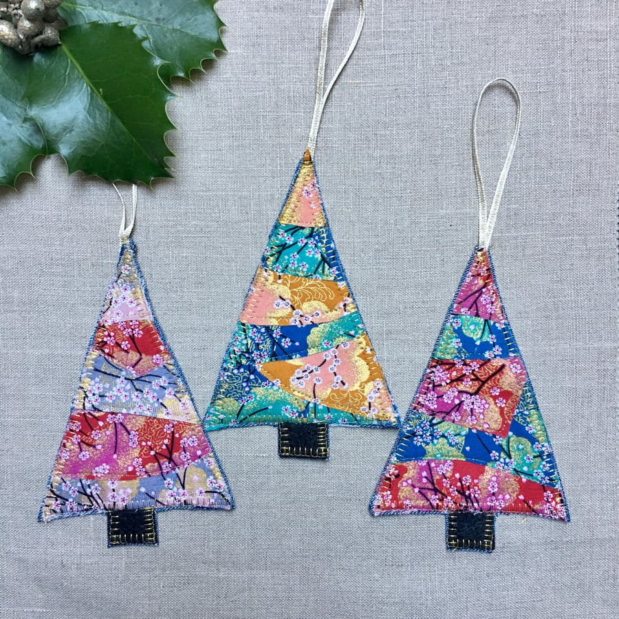 Japanese Tiny Blossoms Fabric Christmas Tree Decorations