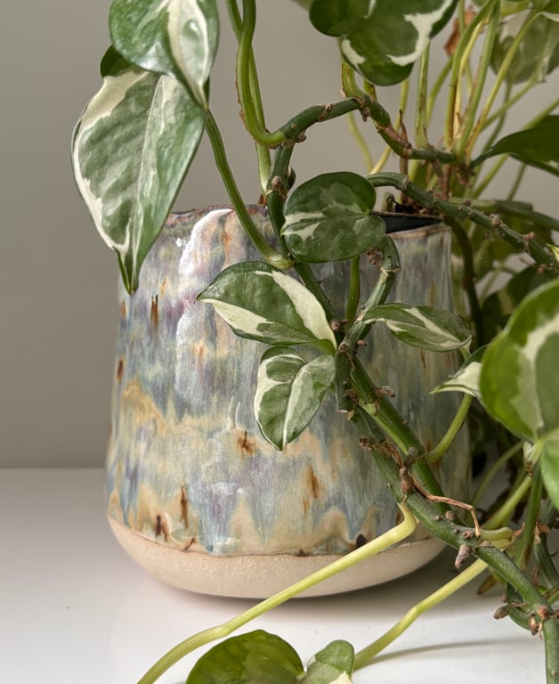 Handmade ceramic plant pot, 11.5cm wide plant pot, decorative pot