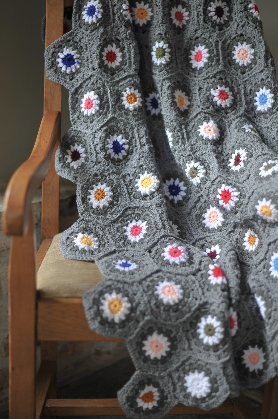 Modern Crochet Hexagon Blanket atelieryuwa.ciao.jp