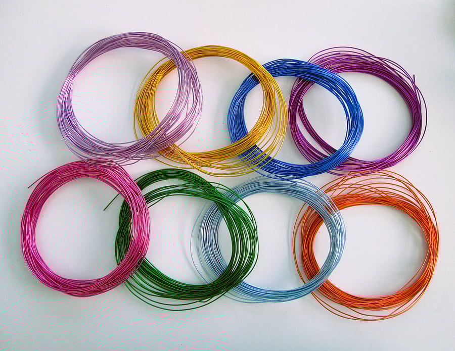 Destash job lot of coloured aluminium 0.80mm craft wire
