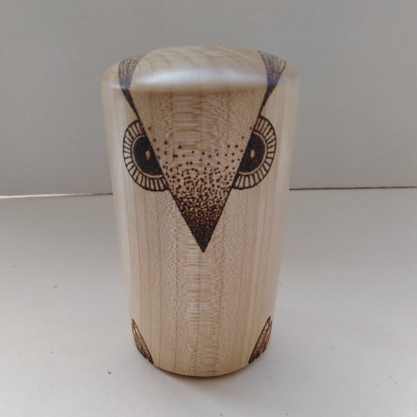 Sycamore Wood Owl Paperweight 1131