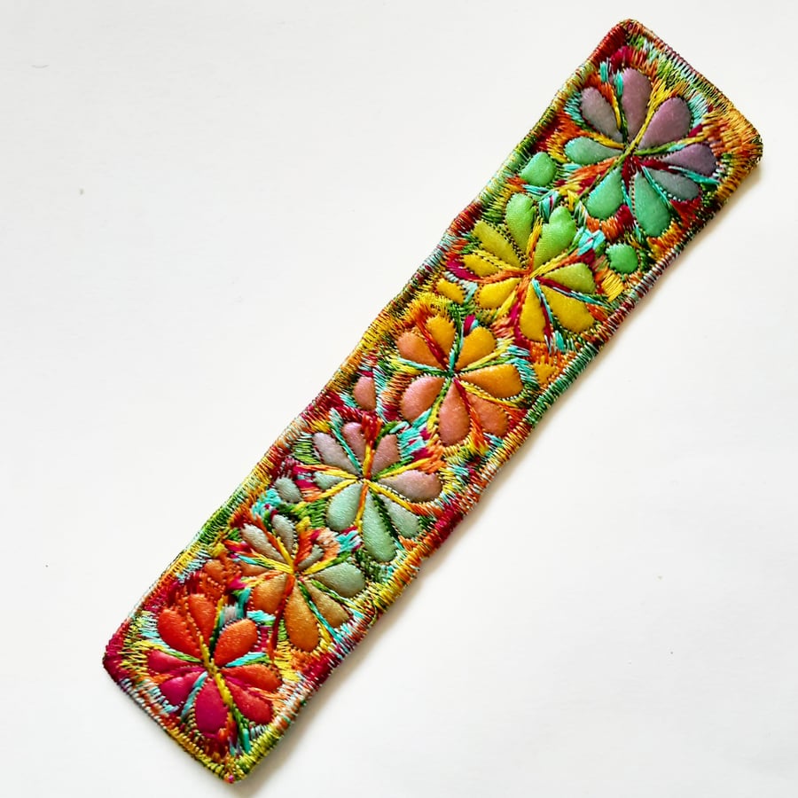 Bookmarks - Textile with Machine Embroidery Bookmark