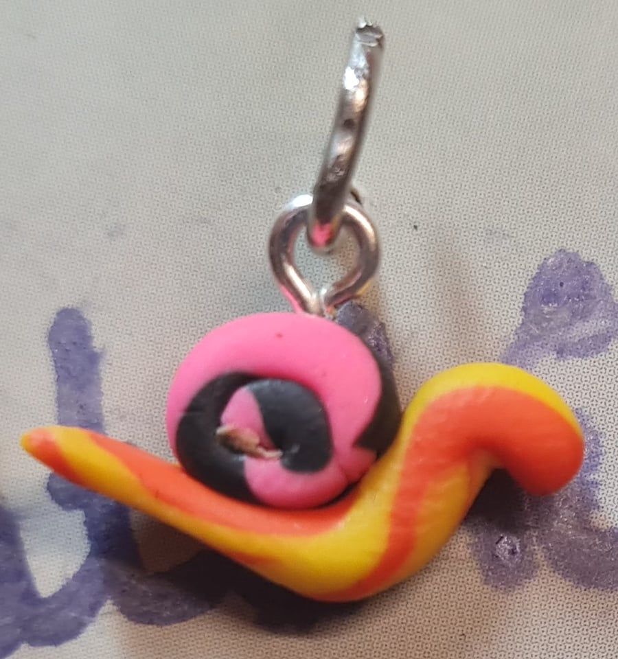 Cute snail charm pendant. Folksy
