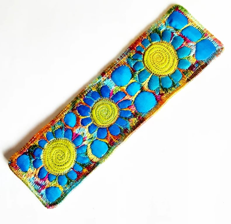 Bookmarks - Textile with Machine Embroidery Bookmark
