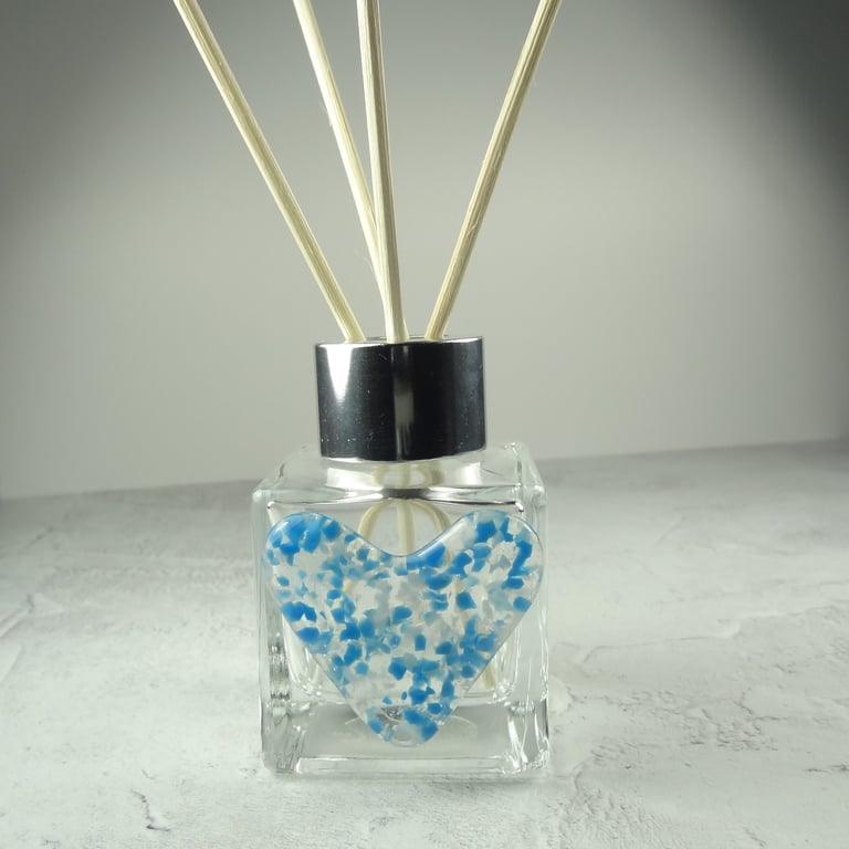 Handcrafted blue heart decorated fused glass reed diffuser – A unique gift