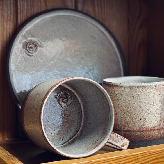 Fossilware mug and plate perfect for tea, coffee and cake.