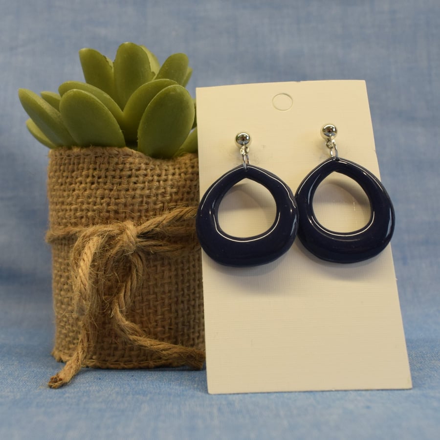 Glossy Teardrop Earrings