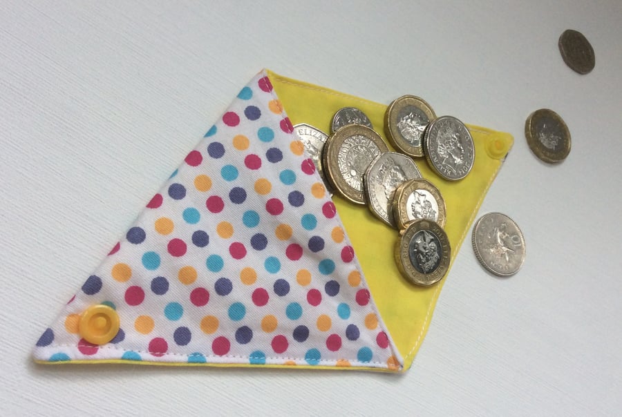 Small Triangular Coin Purse, pouch,  dotty, spotty cotton 