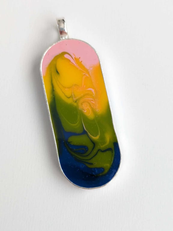 Long Oval Pendant With Fluid Art Effect