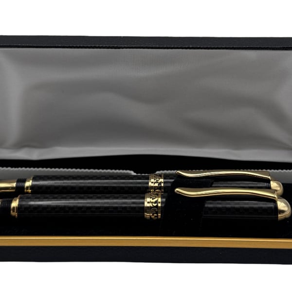Canyon Fountain Pen & Rollerball Set - Carbon Fibre