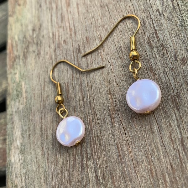 Cream pearl dangle earrings