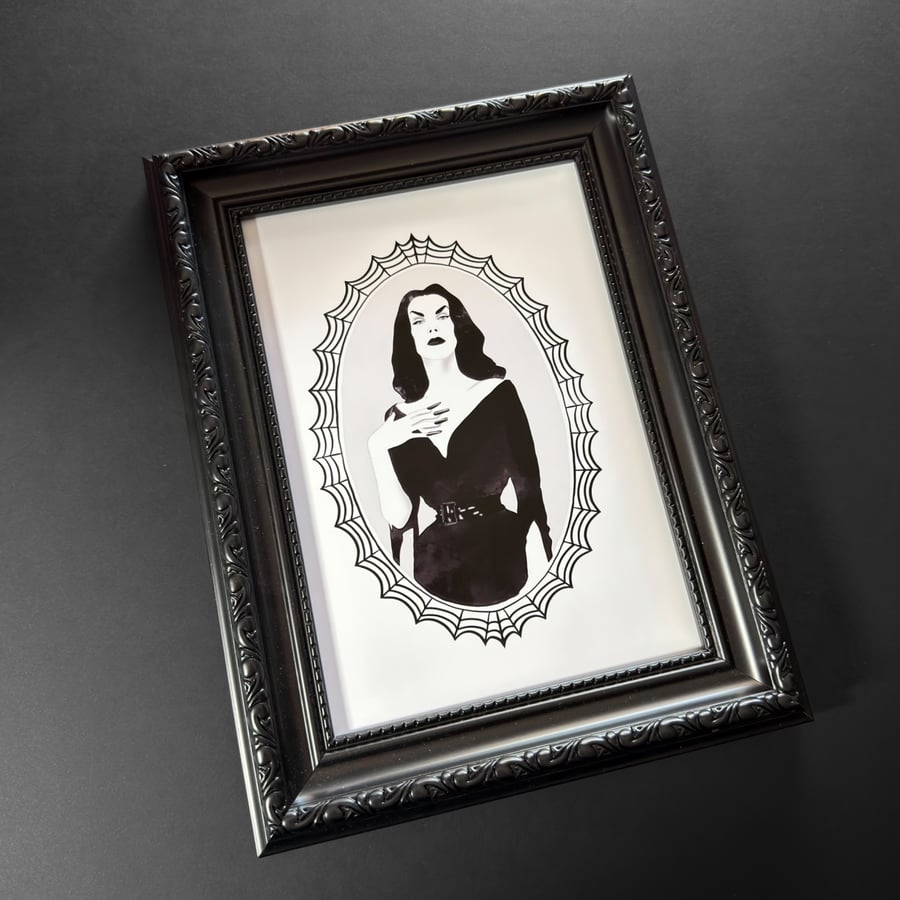 Scream Queen Of The Month: May Vampira A5 Art Print