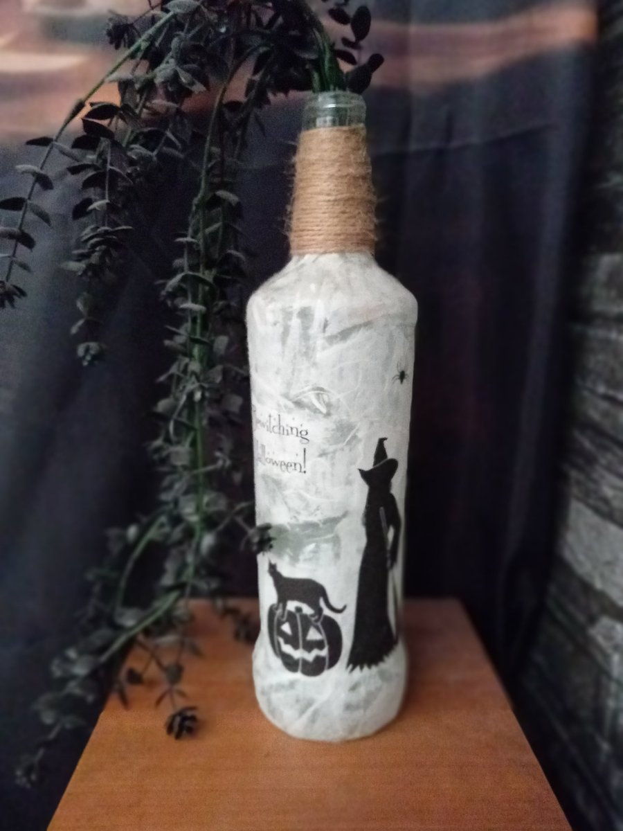 Witch light up bottle