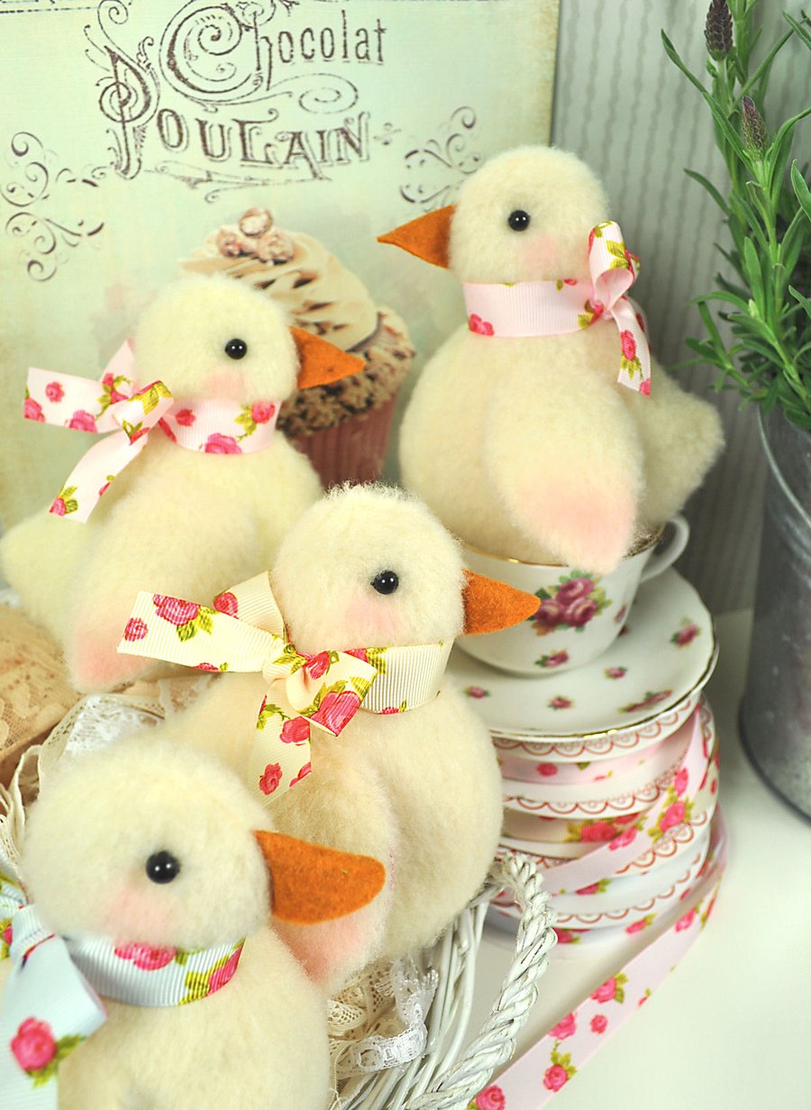 Shabby Chicks Felt Pattern - Easter Decorations
