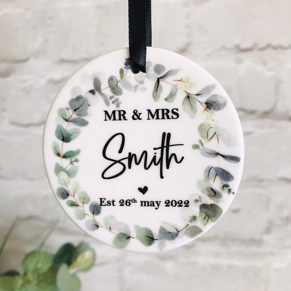 Personalised wedding gift, wedding ceramic keepsake, gift for couples, mr and mr