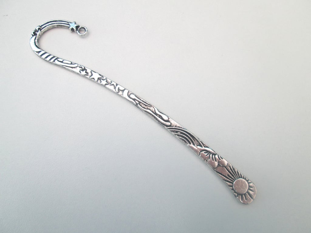 18 Sun rainbow star moon silver tone bookmarks x18
