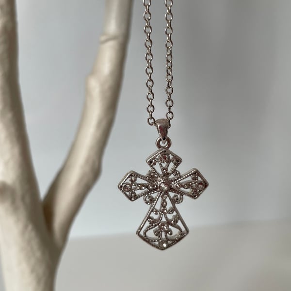 Decorative Silver plated Cross on a silver plated chain