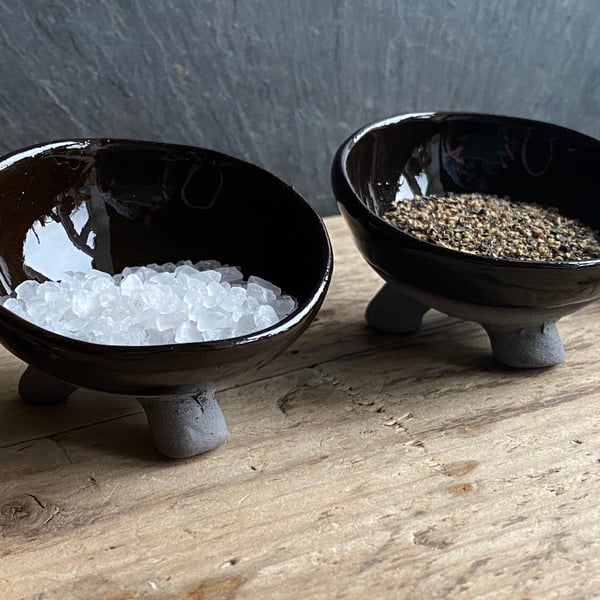 Seasoning Bowls Handmade ceramic Salt and Pepper