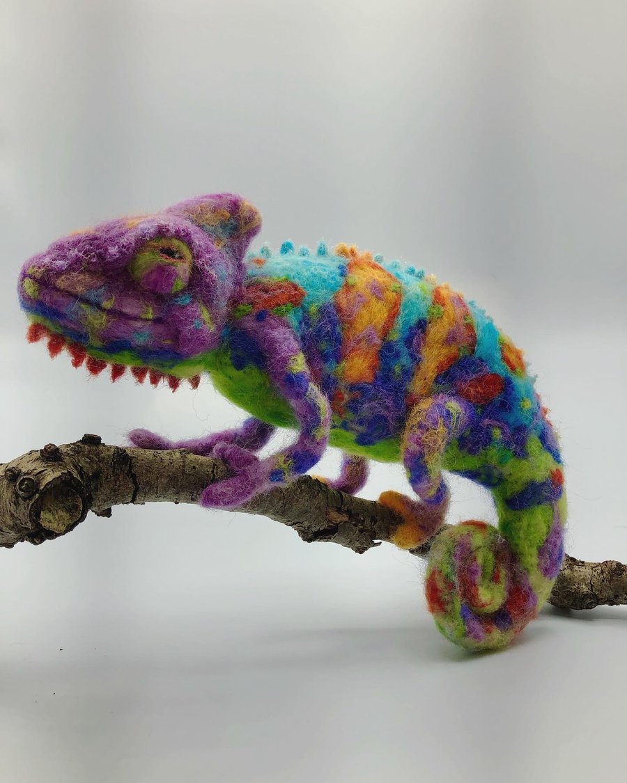 Needle felted chameleon 