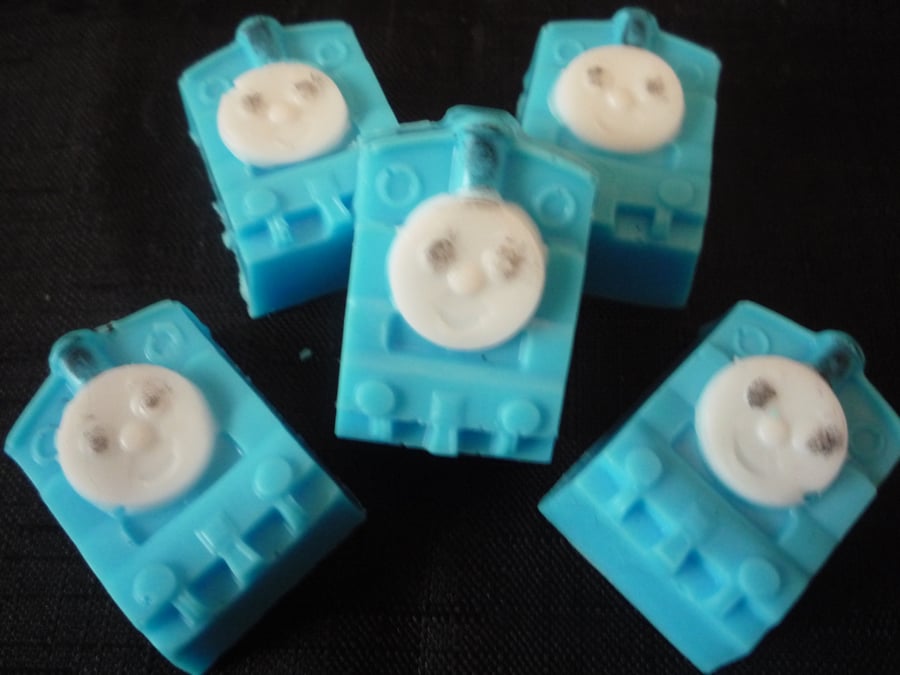 thomas the tank style novelty childrens soap squares x 4