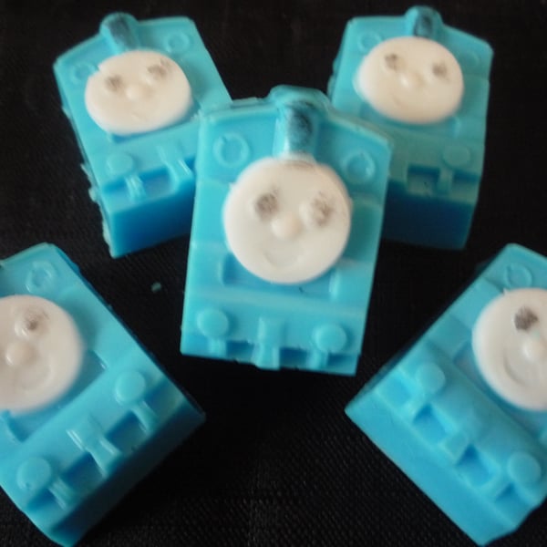 thomas the tank style novelty childrens soap squares x 4
